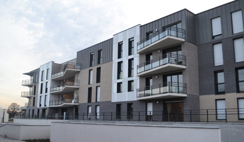 Construction - Accueil des locataires au Quartier des Arts à Lesquin