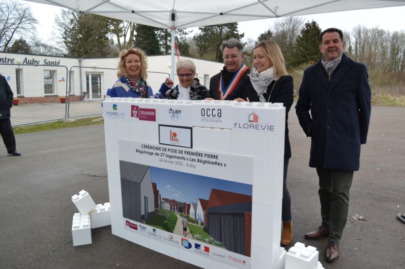 Pose de première pierre d'un béguinage Norevie de 27 logements à Auby